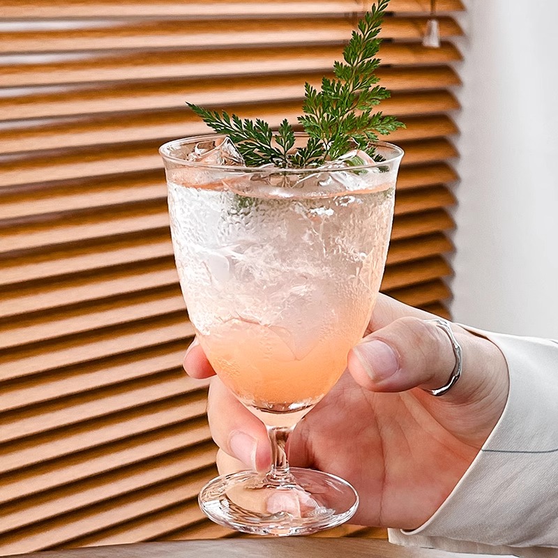 Eenvoudige glazen beker met ho - Lemon Tea Coffee recensie en prijs