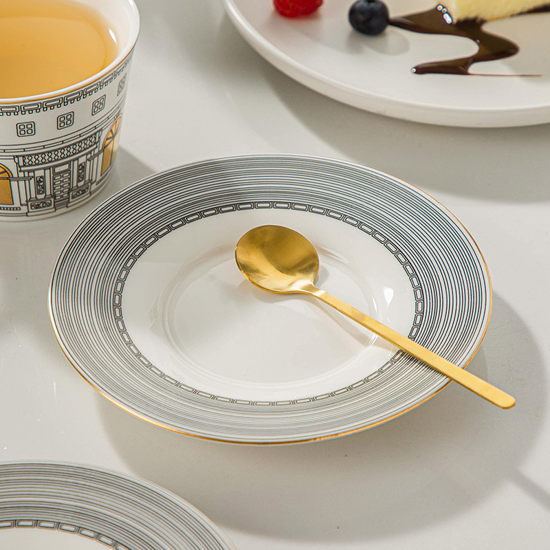 Architecturale kop en schotel  - Coffee Tea Essentials recensie en prijs