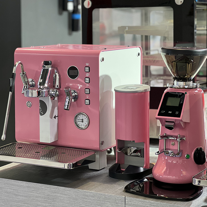Professioneel roze semi-automa - Coffee & Tea Garden Lincoln Menu recensie en prijs